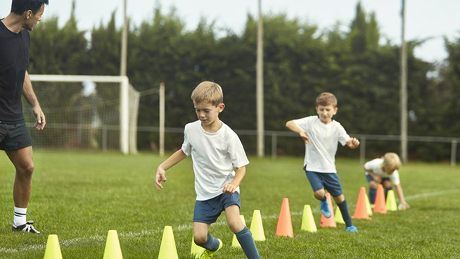 10 Best Soccer Dribbling Drills For U6, U8 and U10